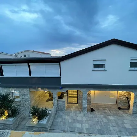 Appartma Robert * Vir