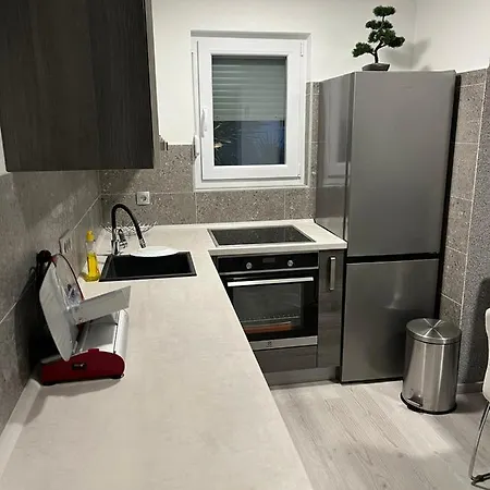 Appartma Robert Apartmán Vir